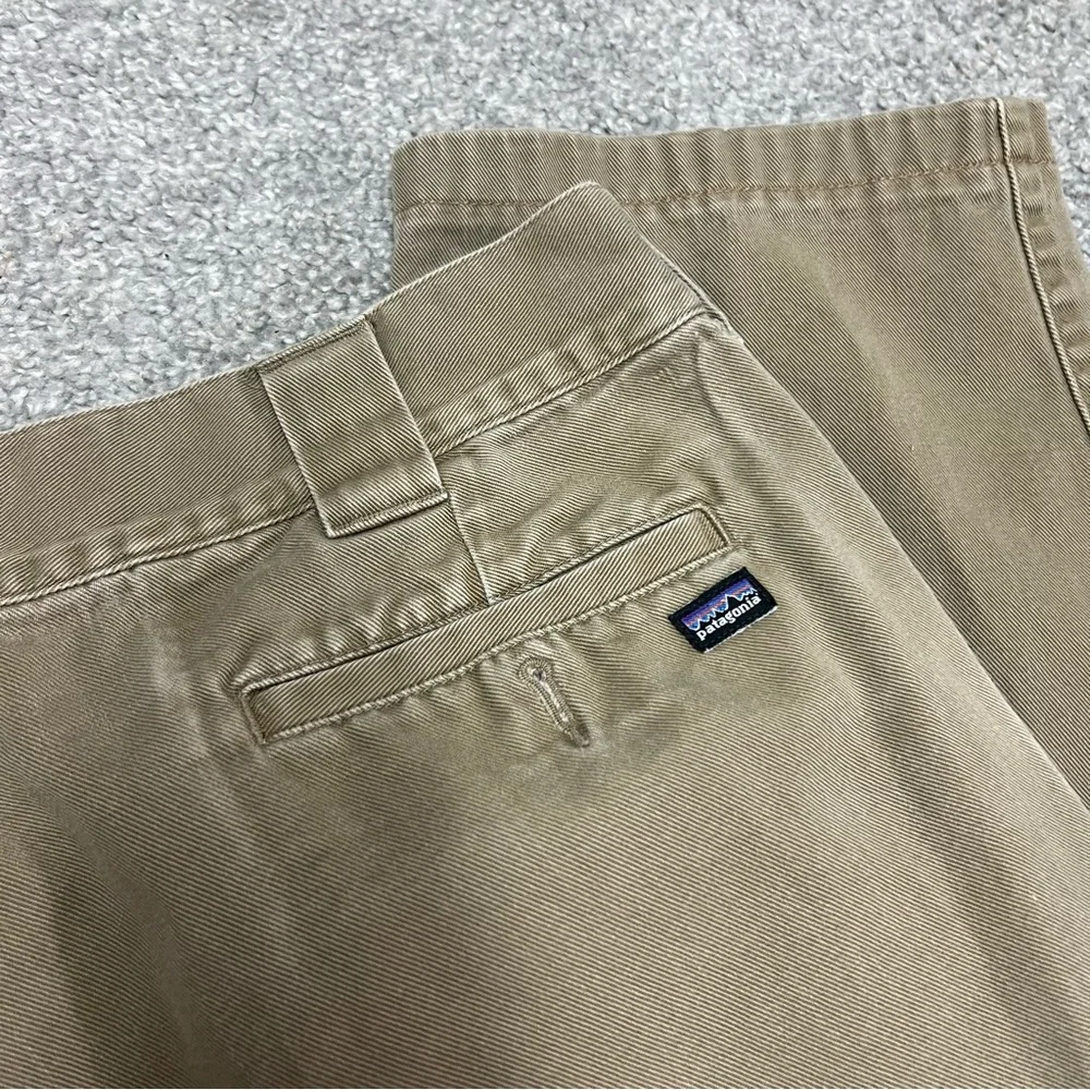Patagonia Pants Mens 38x27 Tan Custodian Chino Casual Hike Camp Outdoors Logo - Picture 10 of 11